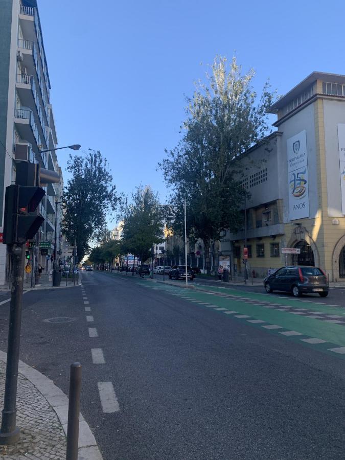 - Almirante Reis * Lisboa